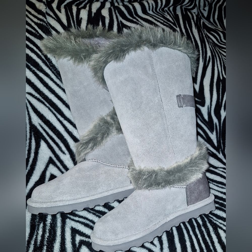 Bearpaw Sheilah women's boots in gray fog suede size 6